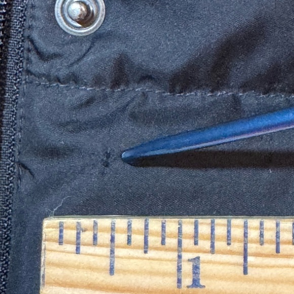 Eddie Bauer Goose Down 700 Fill Women's Black Puffer Vest* size Small Outerwear - Picture 14 of 15